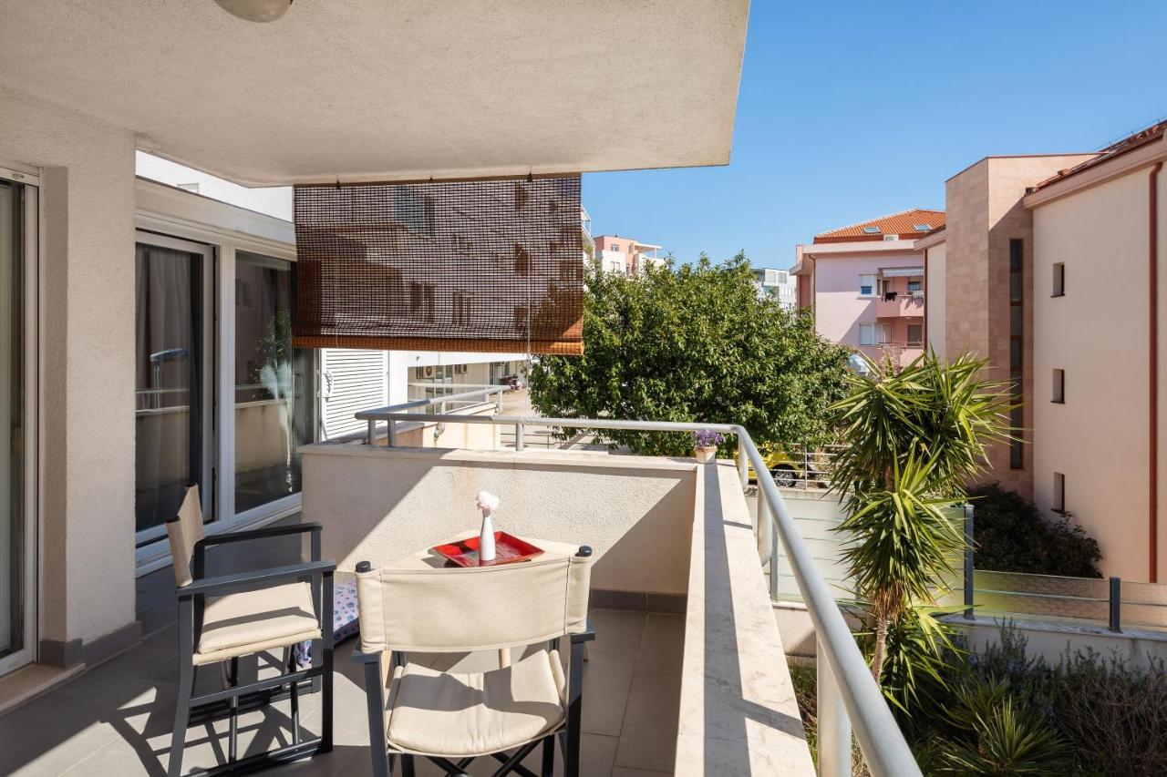 Apartment Zenta With Terrace And Sea View, 4 Min Walk To The