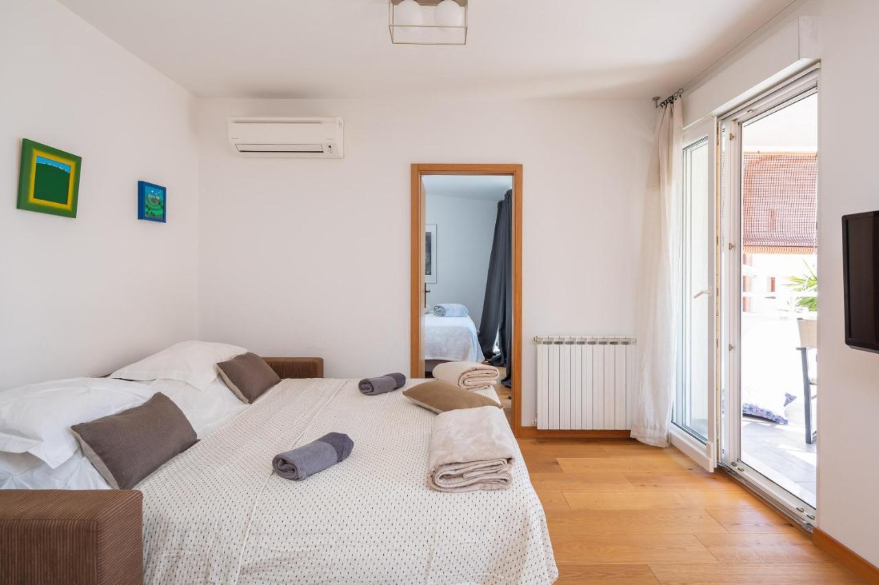 Zenta Apartment *